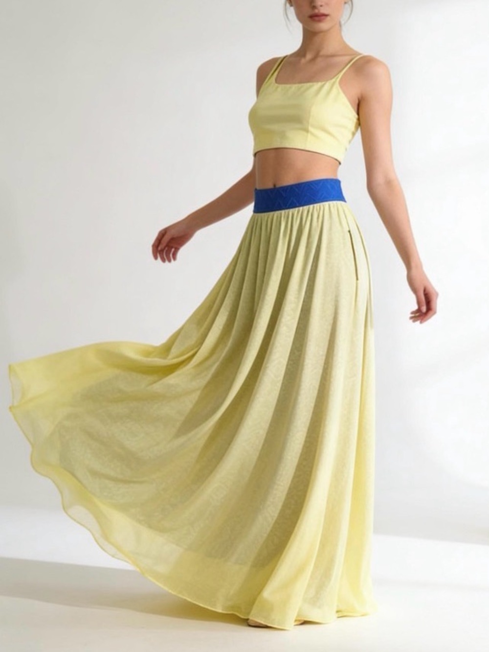 LuLaRoe Lucy double layered maxi flair skit!‎